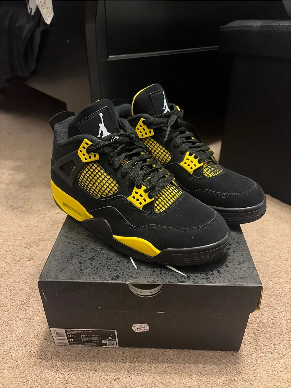 Jordan Men’s Black and Yellow Retro Basketball Sneakers